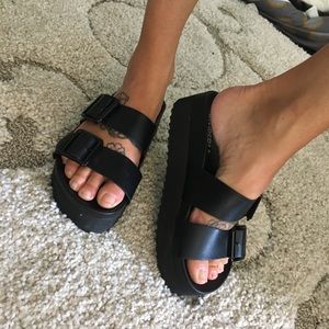 H&M Divided Platform Sandals